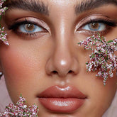 Lentes de contacto de color azul océano